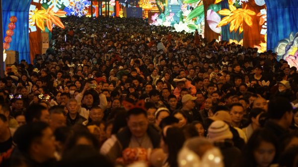 优速配资 2025年“五一”假期国内出游3.14亿人次