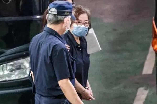 趣策略 法院裁定再押三个月，黄吕锦茹当庭泪崩：因为罢绿，恐死于黑牢
